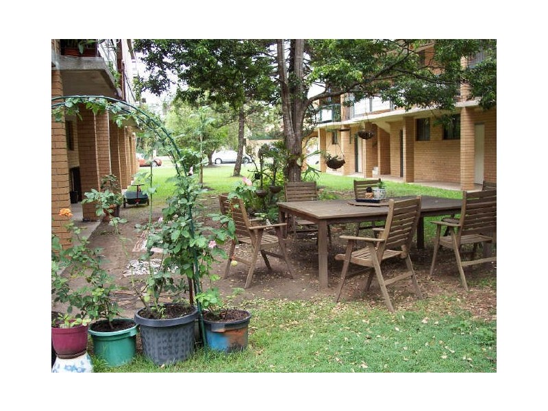 6/68 York Street, Coorparoo QLD 4151