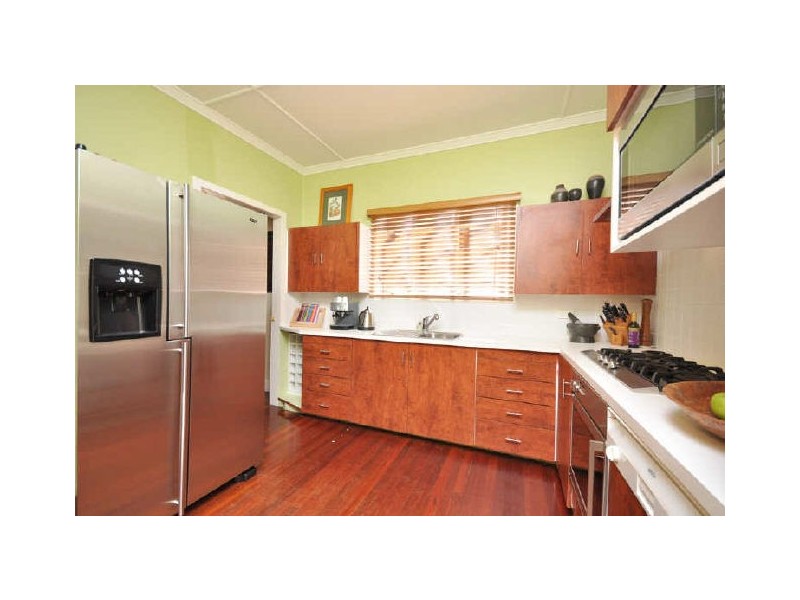 34 Lancaster Street, Coorparoo QLD 4151