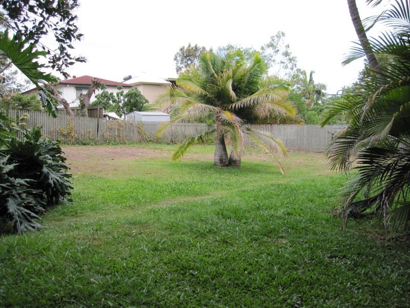 6 Corn Street, Holland Park West QLD 4121