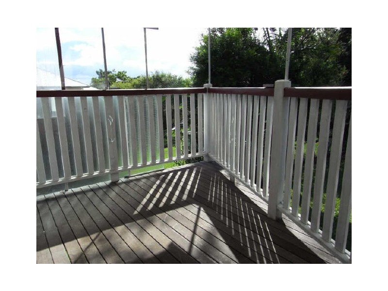 92 Stanley Road, Camp Hill QLD 4152