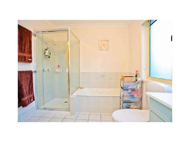 1/137 Jones Road, Carina Heights QLD 4152