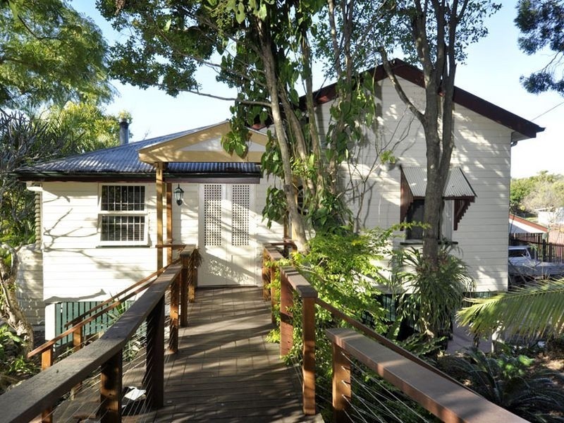 31 Pembroke Road, Coorparoo QLD 4151