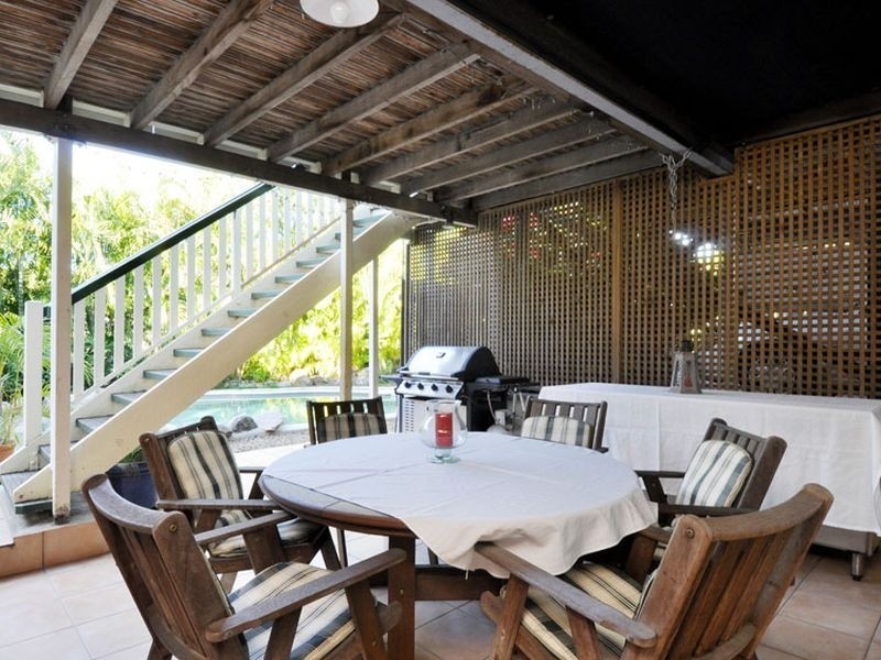 31 Pembroke Road, Coorparoo QLD 4151