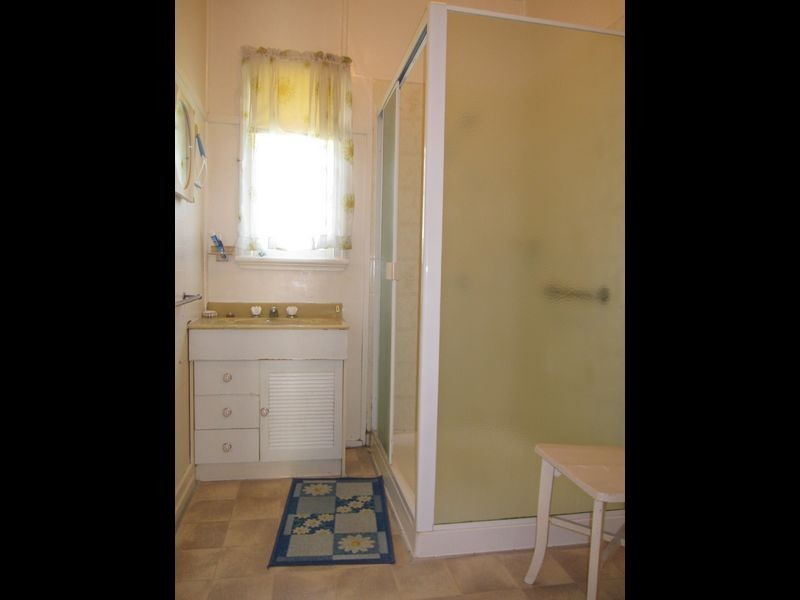 240 Bennetts Road, Norman Park QLD 4170