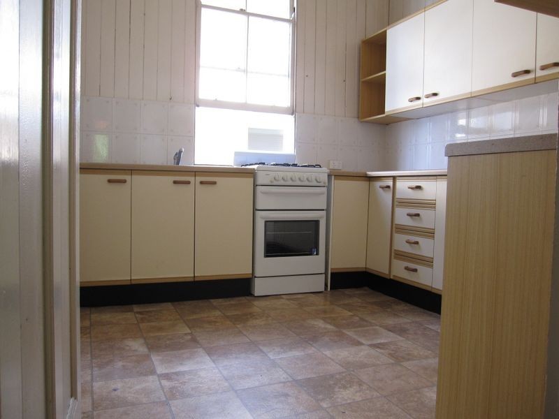 29 Ellis Street, Greenslopes QLD 4120