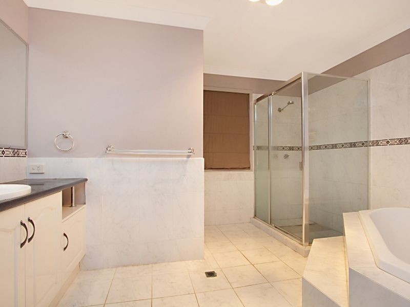 1272 Old Cleveland Road, Carindale QLD 4152