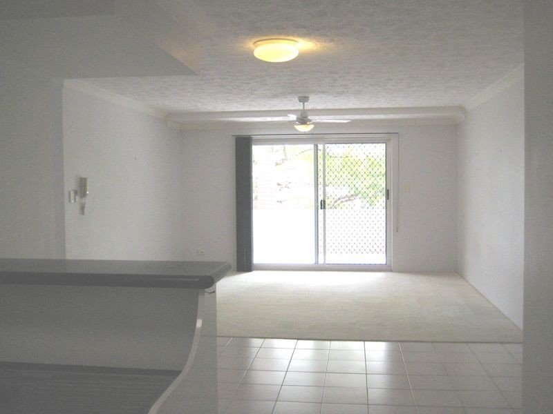 4/11 Shakespeare Street, Coorparoo QLD 4151