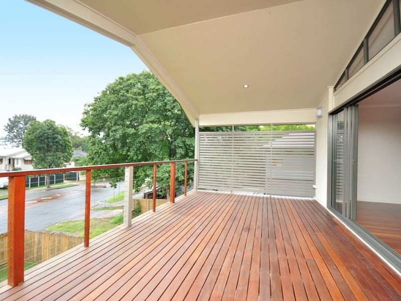 14 Salisbury Street, Coorparoo QLD 4151