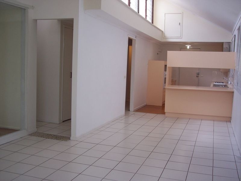 54 Thomas Street, Camp Hill QLD 4152