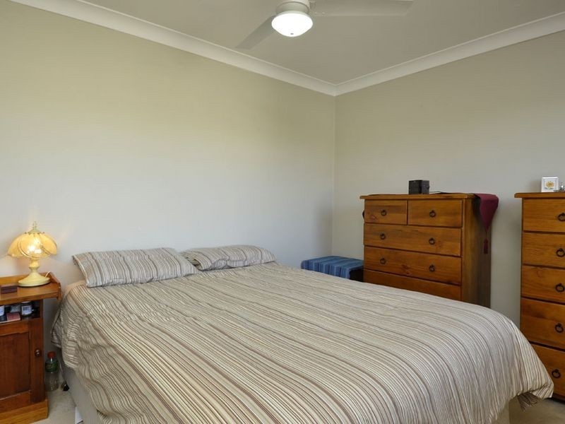 2/42 Nicklin Street, Coorparoo QLD 4151