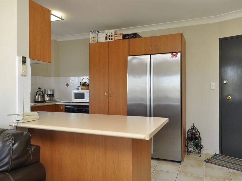 2/42 Nicklin Street, Coorparoo QLD 4151