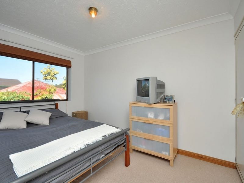 2/12 Durham Street, Coorparoo QLD 4151