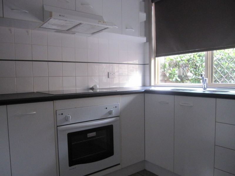 1/55 Railway Parade, Norman Park QLD 4170