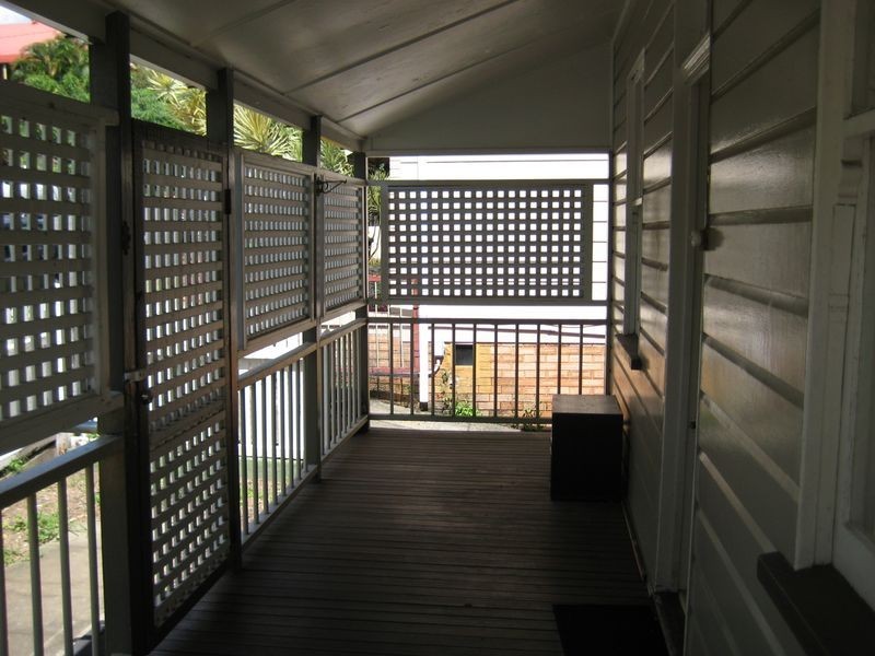 37 Merton Road, Woolloongabba QLD 4102