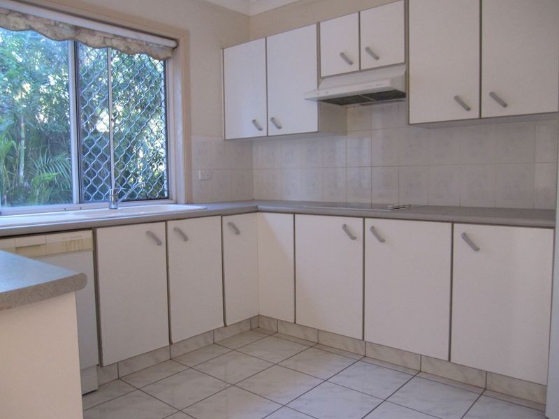 2/19 Mons Road, Carina Heights QLD 4152