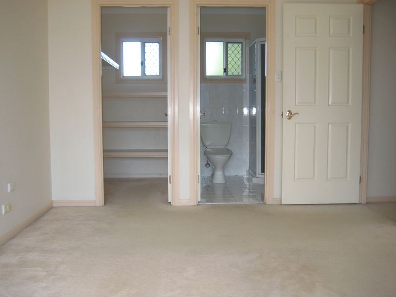 2/19 Mons Road, Carina Heights QLD 4152