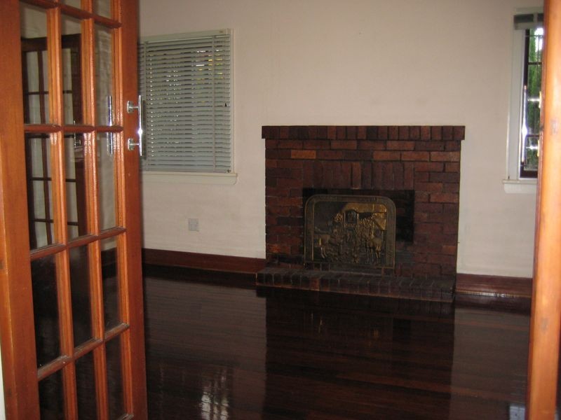 43 Woodrow Drive, Coorparoo QLD 4151