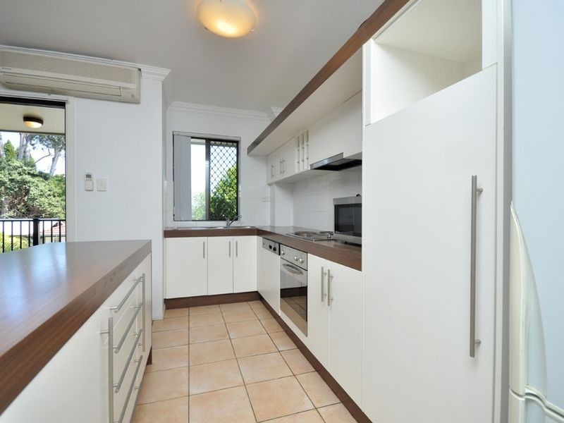 5/67 Donald Street, Camp Hill QLD 4152