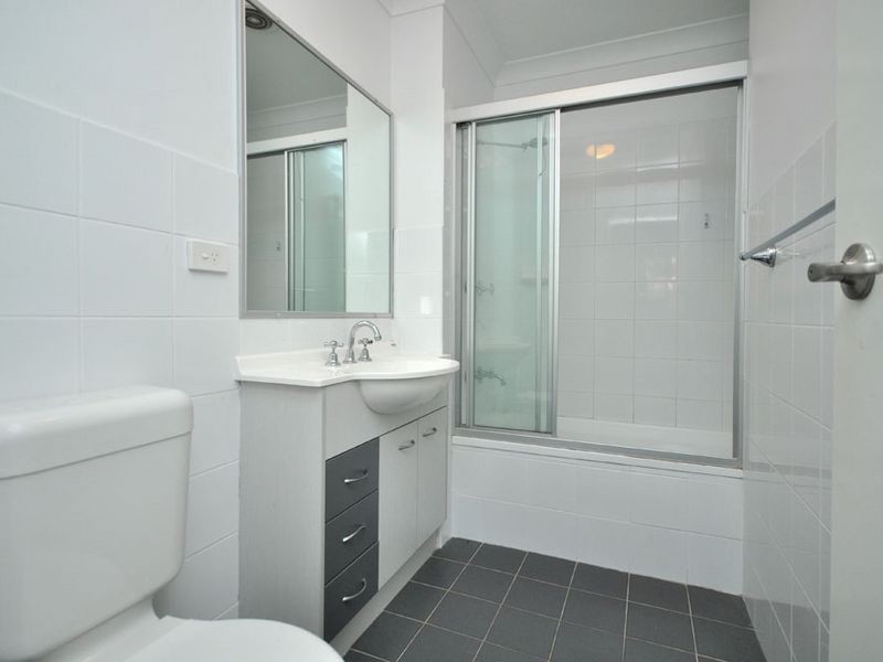 5/67 Donald Street, Camp Hill QLD 4152