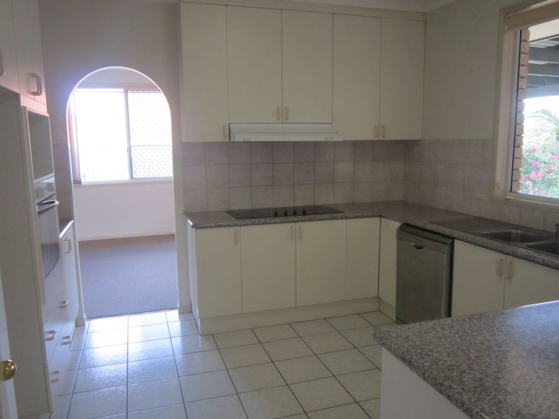 7 Piccadilly Place, Carindale QLD 4152