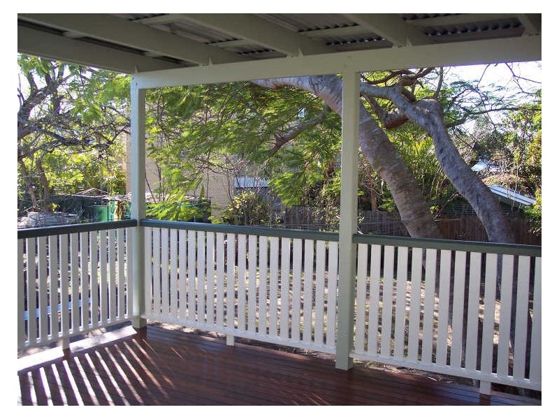 34 Cedar Street, Greenslopes QLD 4120