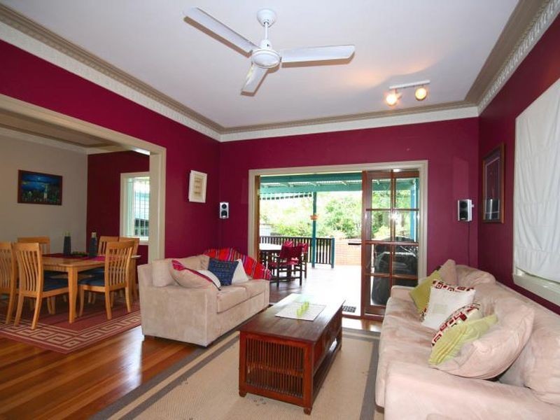 49 Henry Street, Greenslopes QLD 4120