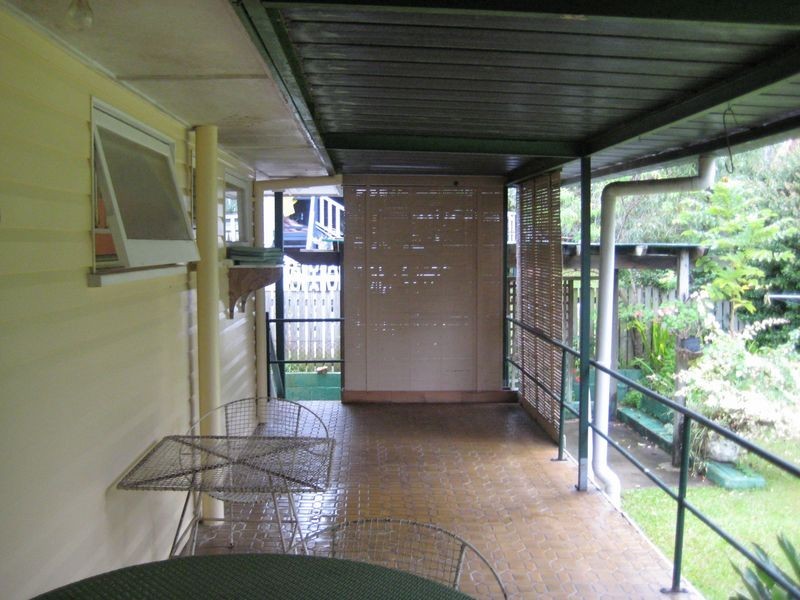 432 Nursery Road, Holland Park QLD 4121