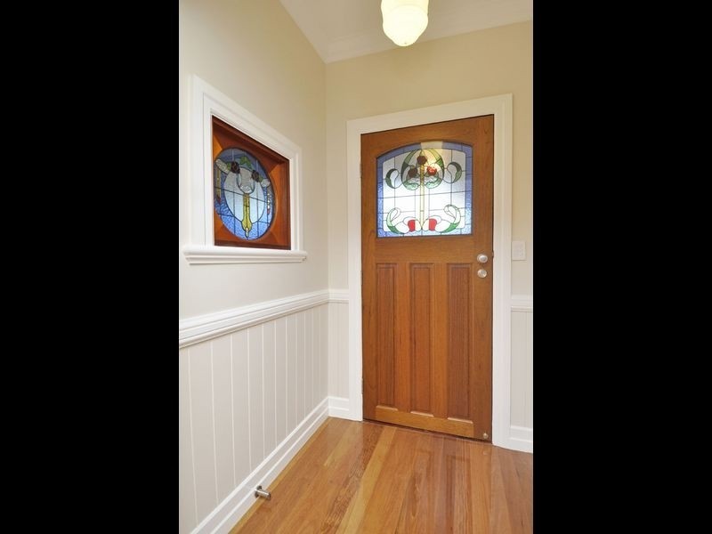 16 Dundee Street, Holland Park QLD 4121