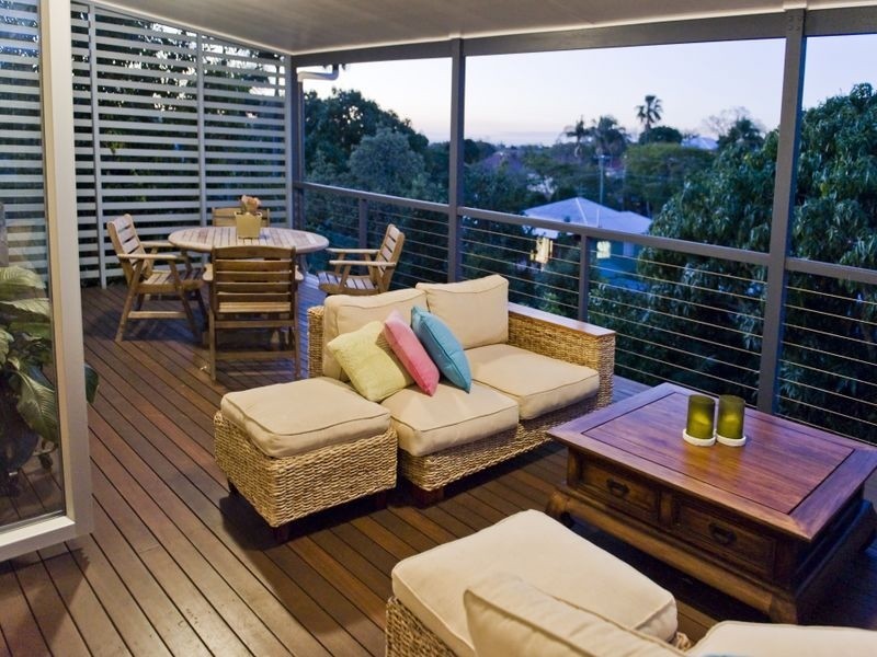 24 Donald Street, Camp Hill QLD 4152