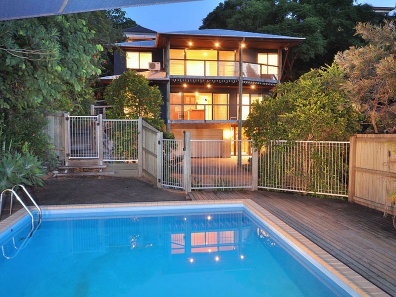381 Chatsworth Road, Coorparoo QLD 4151