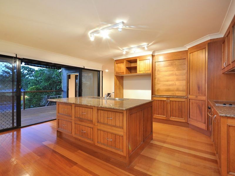 381 Chatsworth Road, Coorparoo QLD 4151