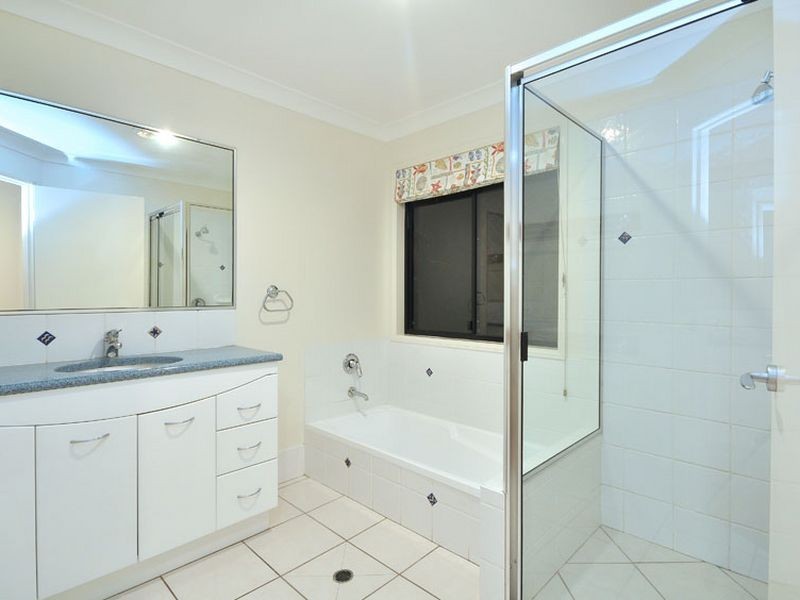381 Chatsworth Road, Coorparoo QLD 4151