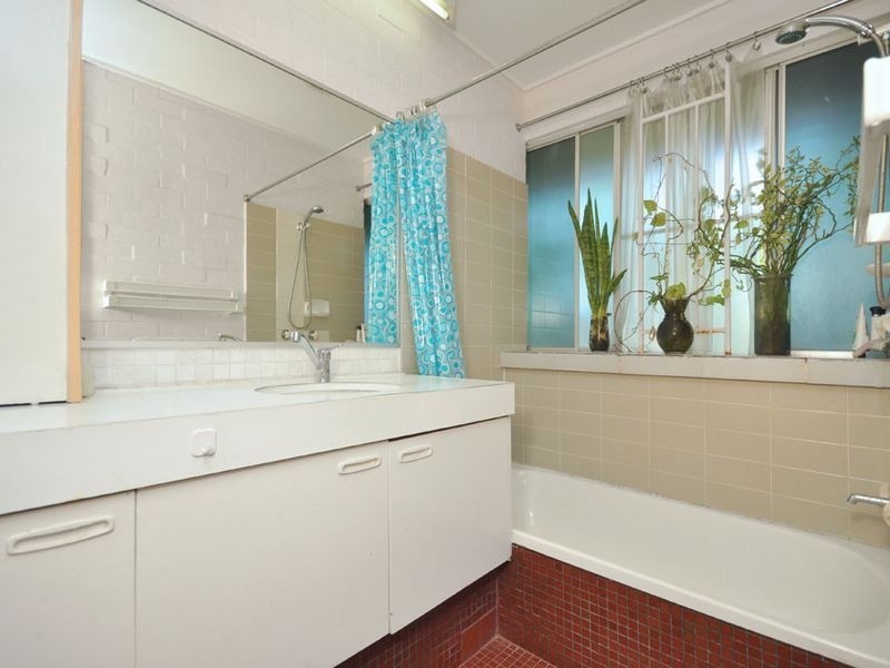 1/52 Rutland Street, Coorparoo QLD 4151