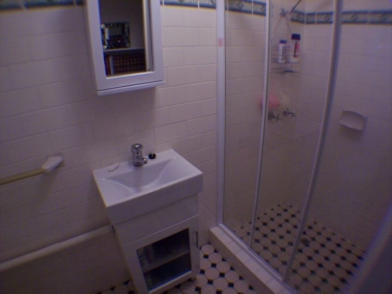 2/13 Gladstone Street, Coorparoo QLD 4151