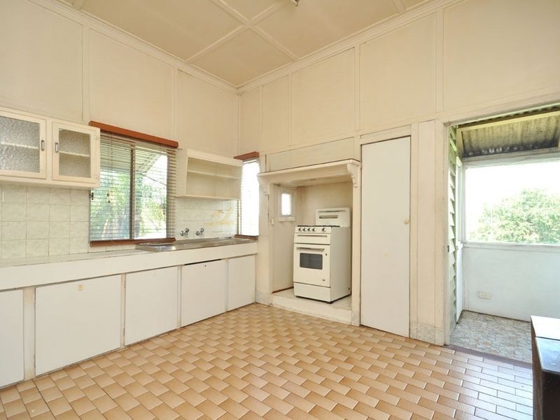 346 Bennetts Road, Norman Park QLD 4170