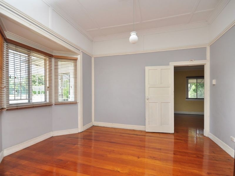 346 Bennetts Road, Norman Park QLD 4170