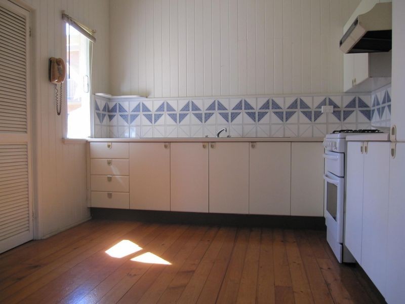 42 Weston Street, Coorparoo QLD 4151