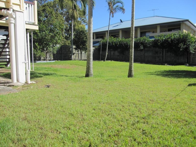 42 Weston Street, Coorparoo QLD 4151