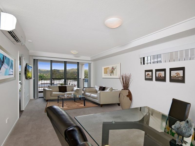 1406/16 Surbiton Court, Carindale QLD 4152