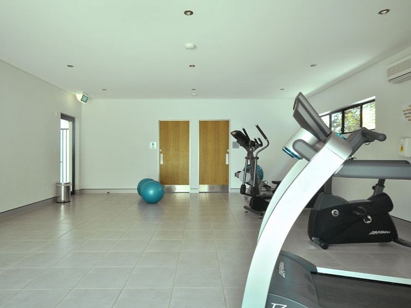 1406/16 Surbiton Court, Carindale QLD 4152