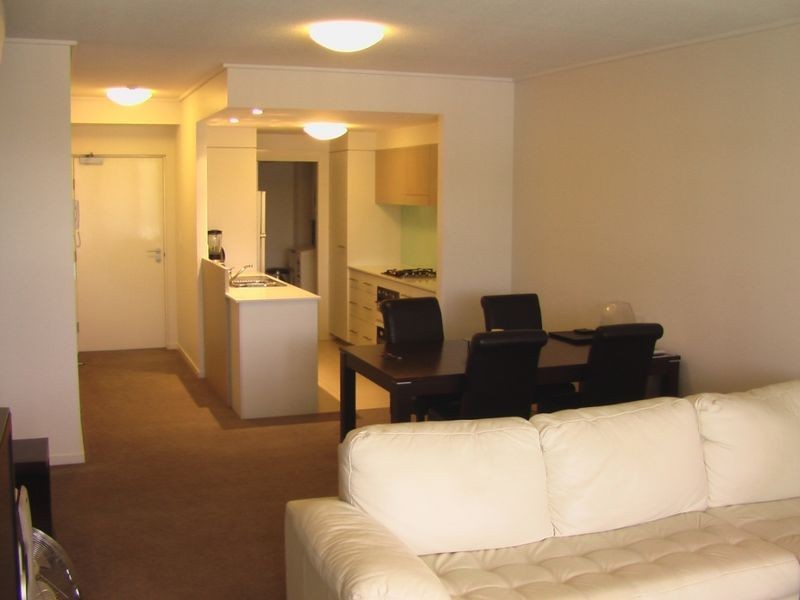 1203/16 Surbiton Court, Carindale QLD 4152