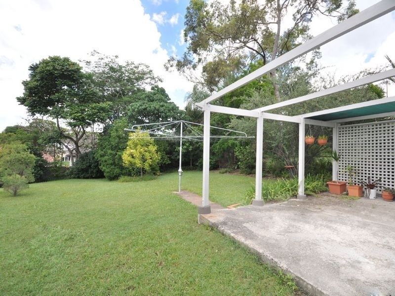 39 Pelham Street, Coorparoo QLD 4151