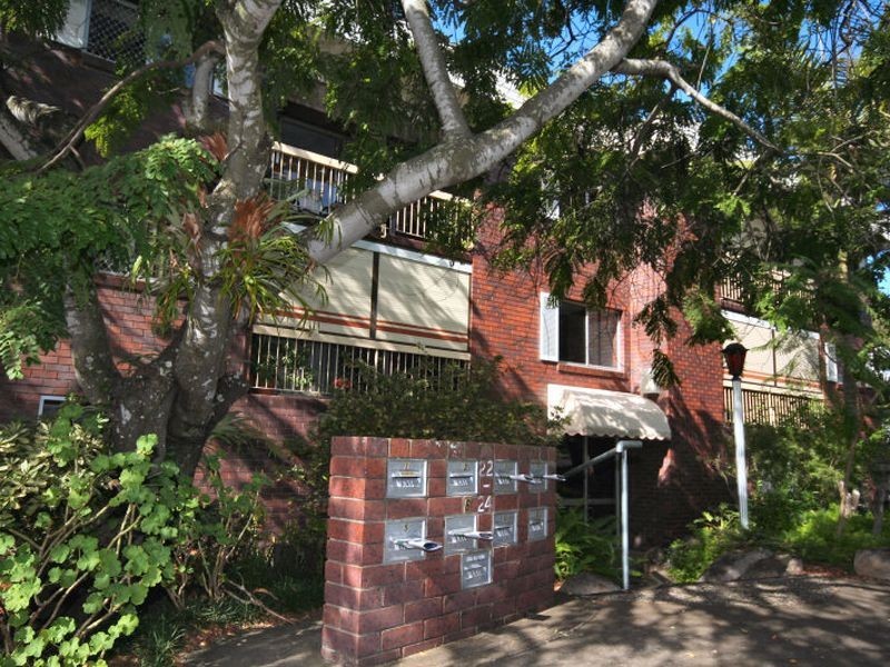 8/24 Beet Street, Coorparoo QLD 4151