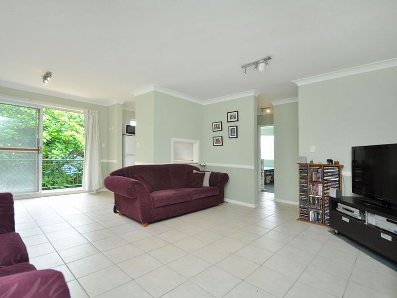 1/59 Mclay Street, Coorparoo QLD 4151