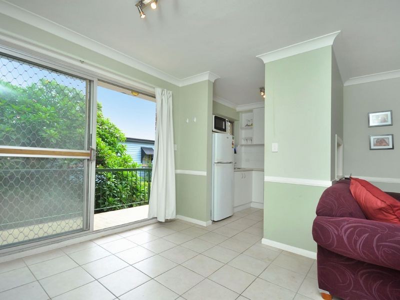 1/59 Mclay Street, Coorparoo QLD 4151