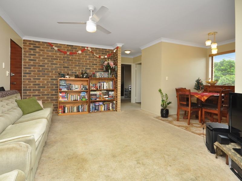 2/11 Newton Street, Coorparoo QLD 4151