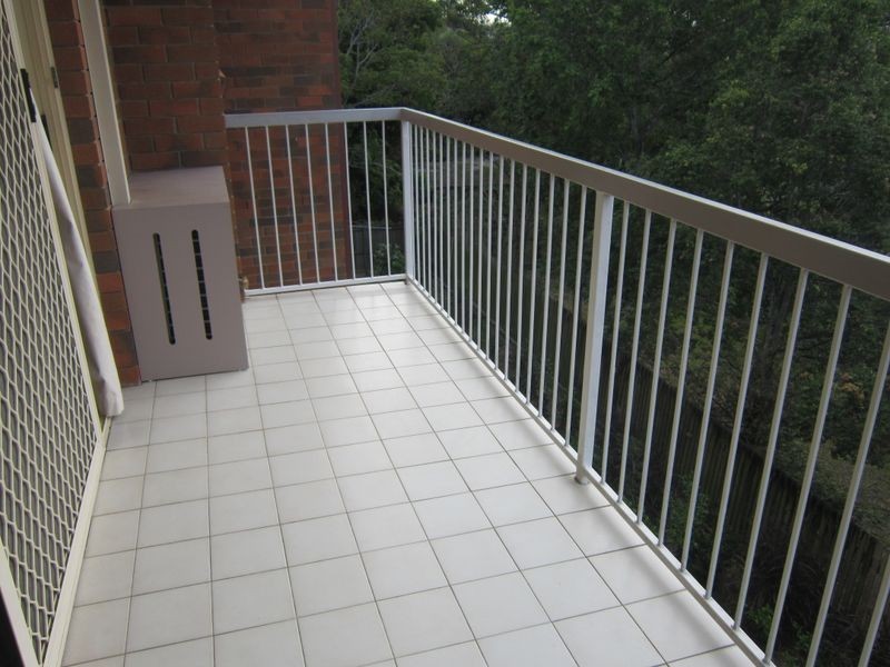 5/51 Knowsley Street, Greenslopes QLD 4120