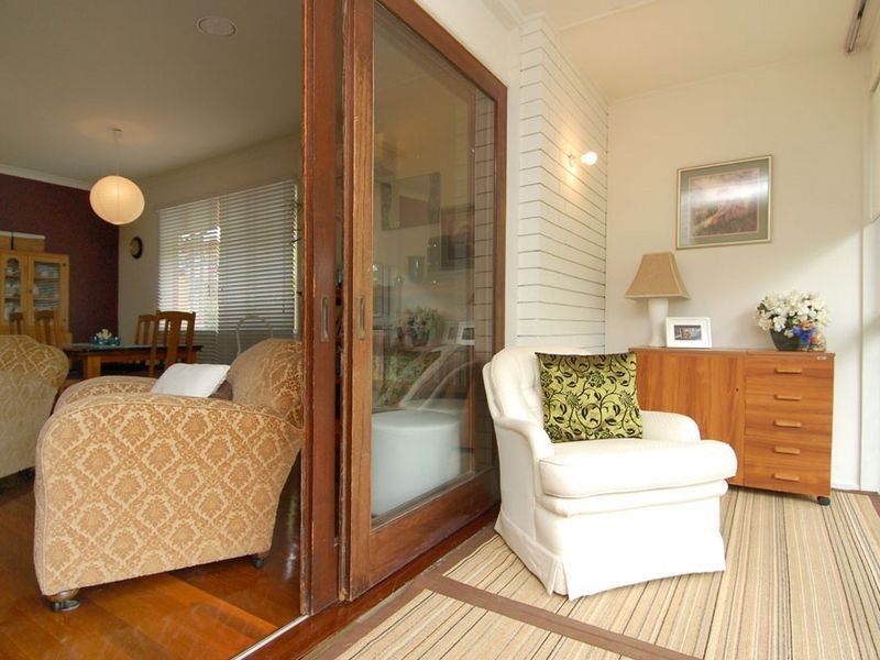 433 Nursery Road, Holland Park QLD 4121