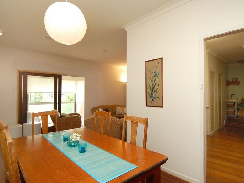 433 Nursery Road, Holland Park QLD 4121