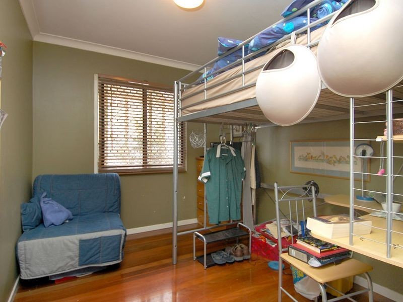 433 Nursery Road, Holland Park QLD 4121